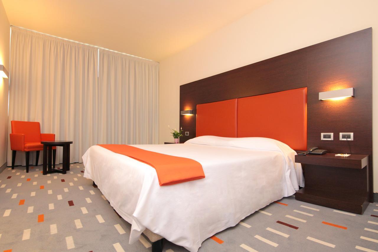 Hotel Major Ronchi Dei Legionari Eksteriør bilde
