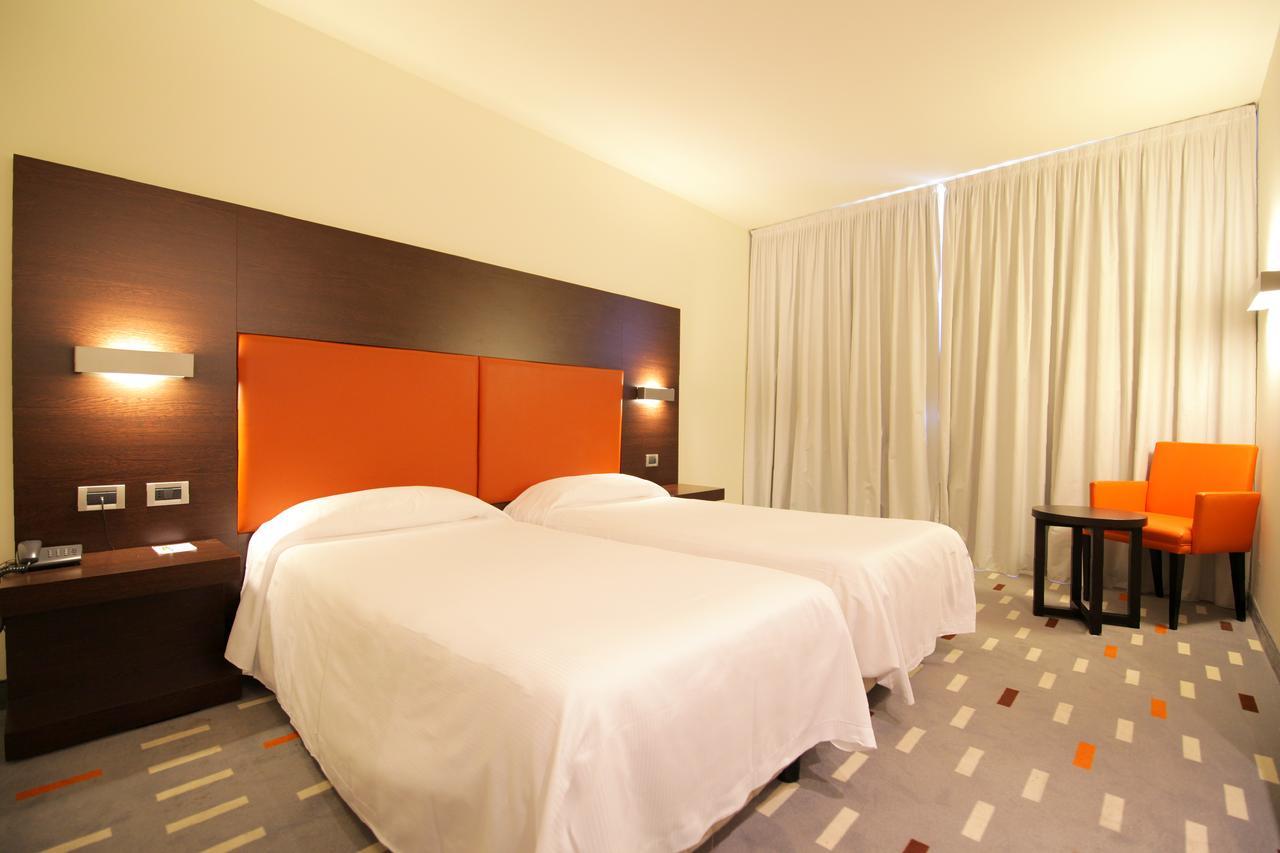 Hotel Major Ronchi Dei Legionari Eksteriør bilde