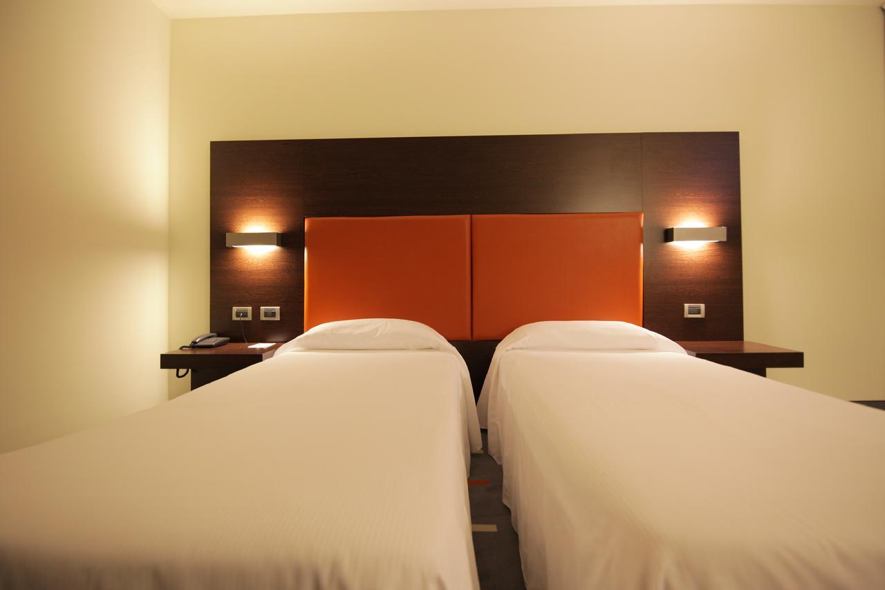 Hotel Major Ronchi Dei Legionari Eksteriør bilde