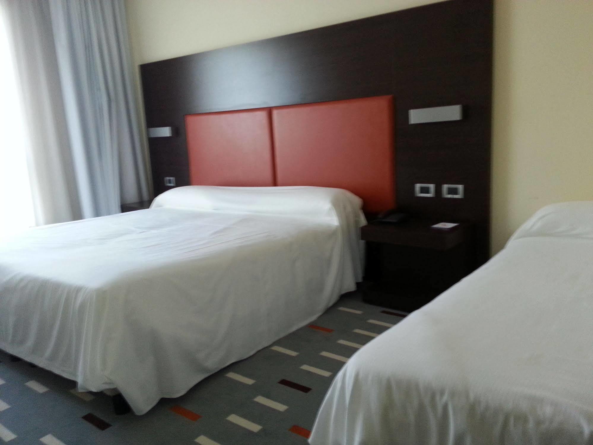 Hotel Major Ronchi Dei Legionari Eksteriør bilde